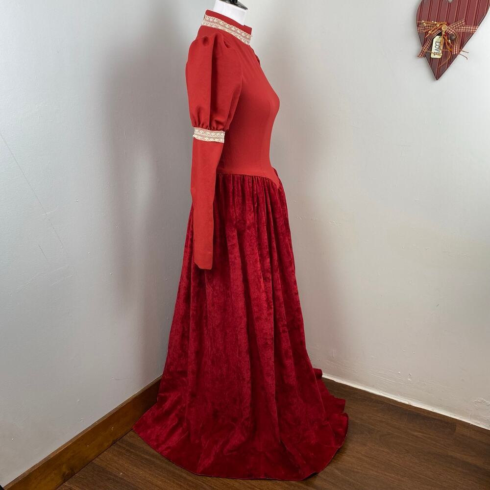 Vintage Victorian Red Velvet Gown Medieval Renaissance Dress XS - Picture 3 of 12